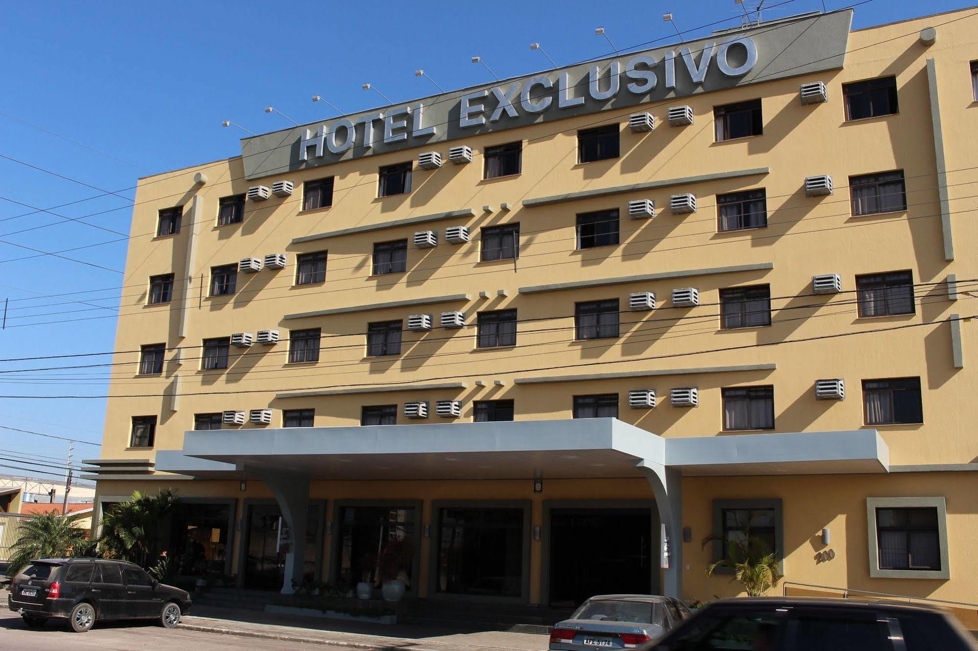 Hotel Exclusivo Sao Jose dos Pinhais Bagian luar foto